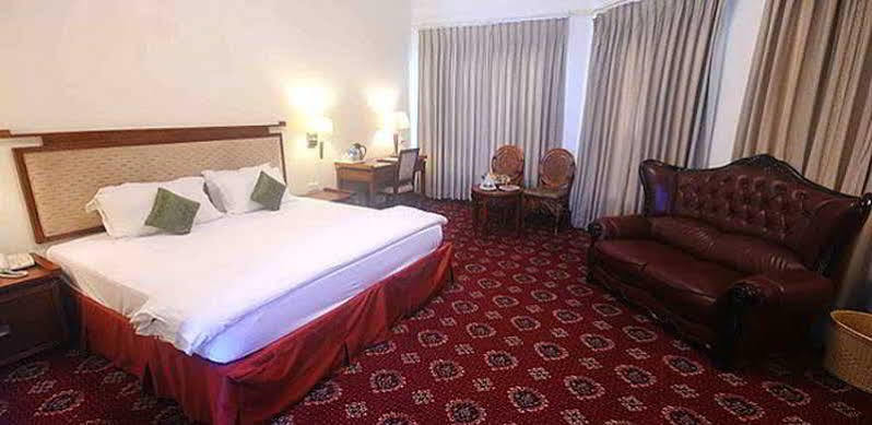 Hotel Jaipur Palace Екстериор снимка