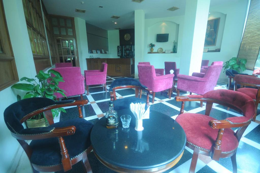Hotel Jaipur Palace Екстериор снимка