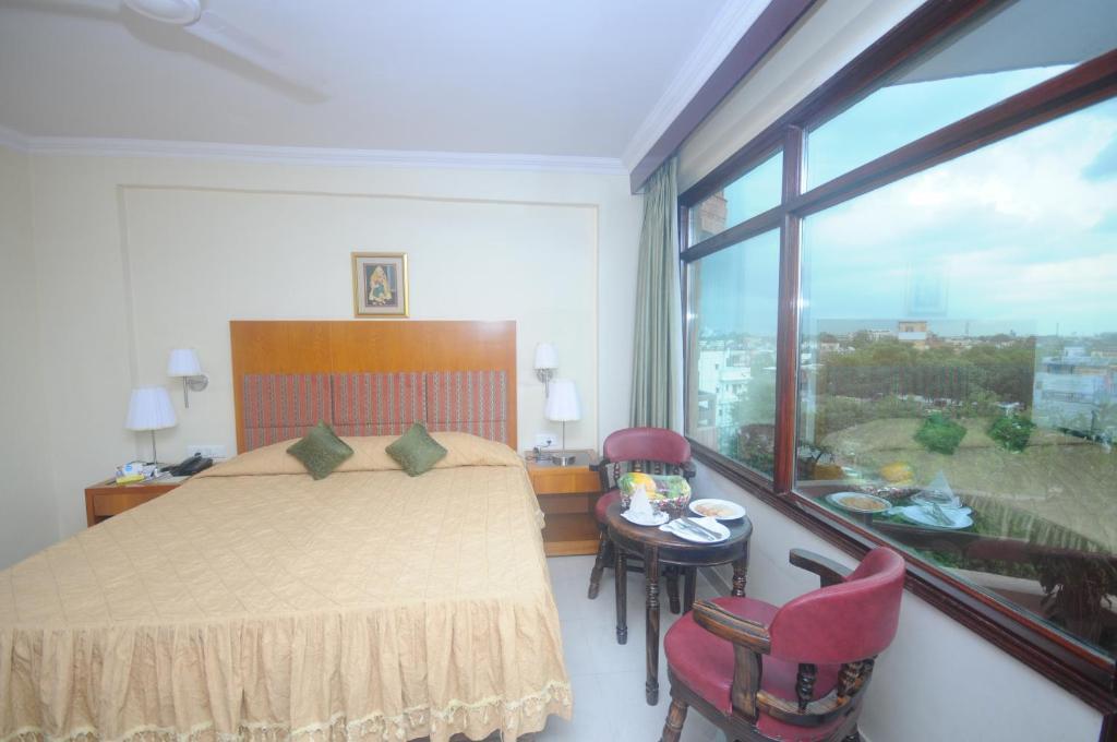 Hotel Jaipur Palace Стая снимка